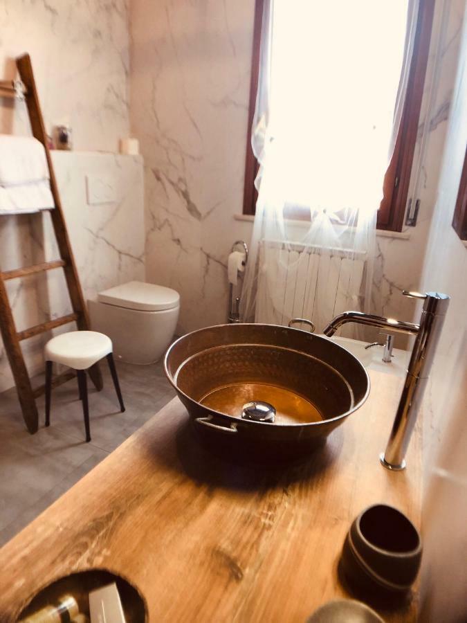 Bed and Breakfast Viamilano25 Мирандола Экстерьер фото